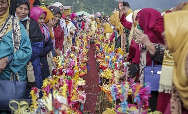 Umat ​​Islam Indonesia dan Malaysia Memasuki Bulan Suci Ramadhan