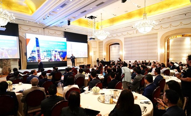 Lebih dari 150 Investor Asing Mengusahakan Kesempatan untuk Berinvestasi di Vietnam