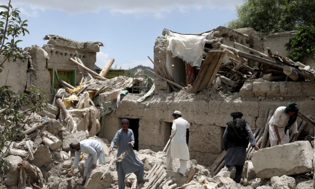 Gempa Bumi Terjadi Secara Berturut-turut di Afghanistan Menimbulkan Puluhan Korban