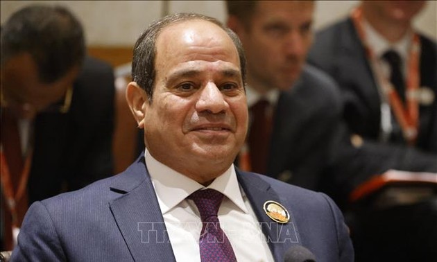 Presiden Mesir Secara Resmi Menyerahkan Dokumen Pencalonan