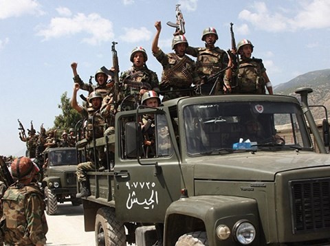 Syrian army repels ISIS near Iraq border