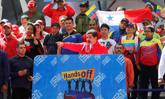 Venezuela breaks diplomatic relations with Colombia 