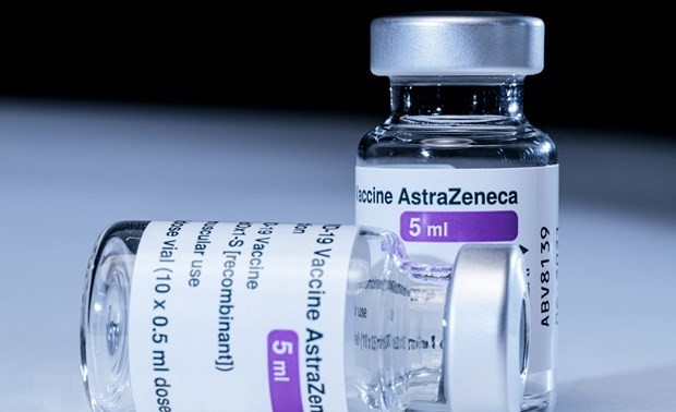 Nearly 300,000 AstraZeneca vaccine doses arrive in Vietnam