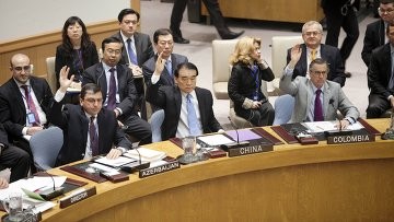 Совбез ООН одобрил резолюции о направлении наблюдателей в Сирию