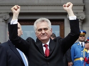 Новый президент Сербии обязался защищать суверенитет страны