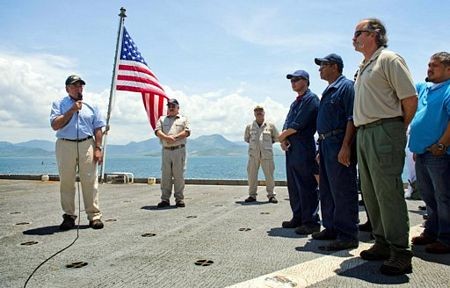 Министр обороны США Леон Панетта посетил залив Камрань