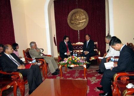 Ву Суан Хонг встретился заместителем министра иностранных дел Венесуэлы