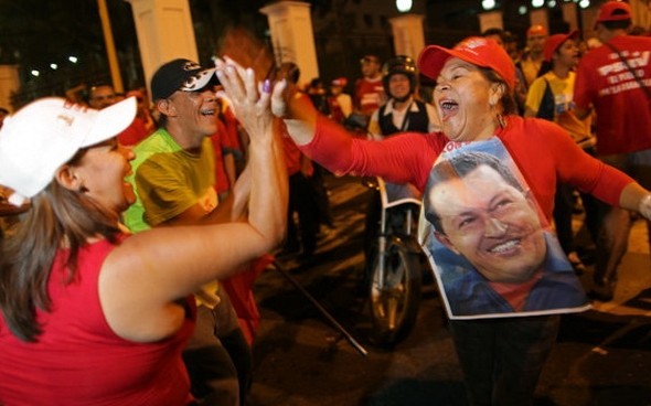 Уго Чавес официально был переизбран на пост президента Венесуэлы