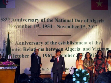 Празднование 50-летия со дня установления дипотношений между Вьетнамом и Алжиром
