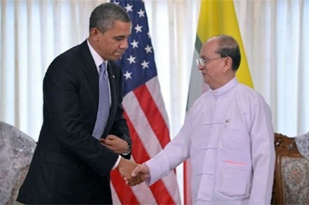 Президент США Барак Обама отбыл из Мьянмы