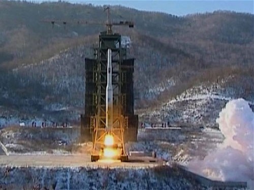КНДР заявила о намерении провести ядерные испытания и продолжить запуск ракет