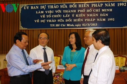 Нгуен Шинь Хунг провёл рабочую встречу с представителями властей г. Хошимина