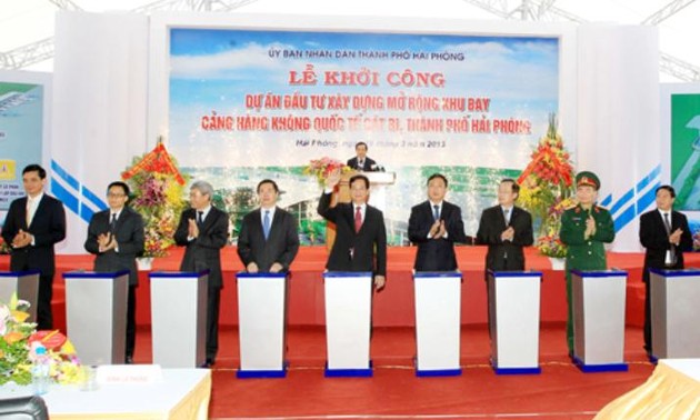 Нгуен Тан Зунг принял участие в церемонии начала реконструкции аэропорта Катби