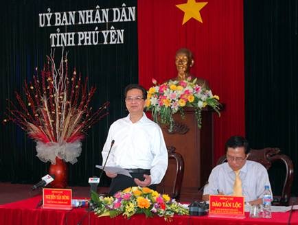Рабочая поездка премьер-министра Нгуен Тан Зунга по центральным провинциям