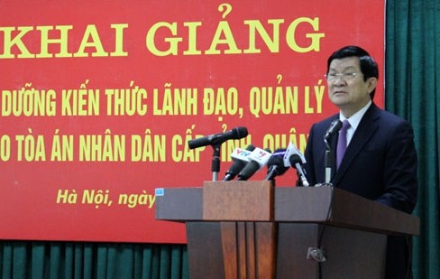 Президент Чыонг Тан Шанг потребовал повысить качество отряда кадров судебной системы