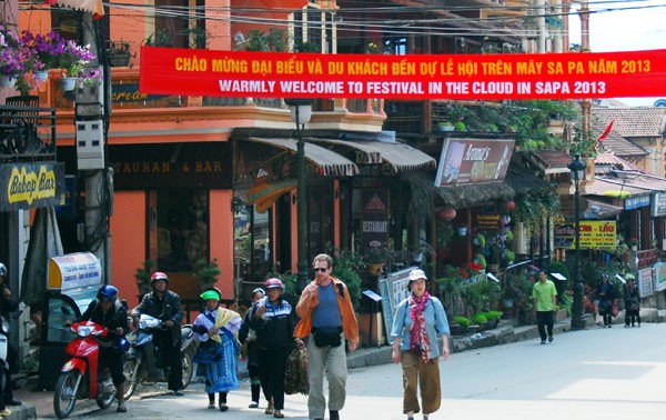 В празднике «Шапа в облаках – 2013» приняли участие более 33 тысяч туристов