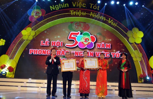 Президент Чыонг Тан Шанг участвовал в праздновании 50-летия движения «Тысяча добрых дел»