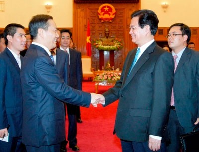 Премьер-министр СРВ Нгуен Тан Зунг принял секретаря районного парткома Гуанcи