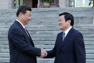 Вьетнам и Китай подписали 10 документов о двустороннем сотрудничестве