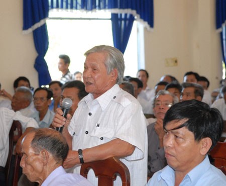 Депутации вьетнамского парламента встретились с избирателями провинций и городов страны