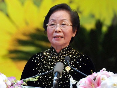 Вице-президент Нгуен Тхи Зоан приняла делегацию старост нацменьшинств провинции Контум