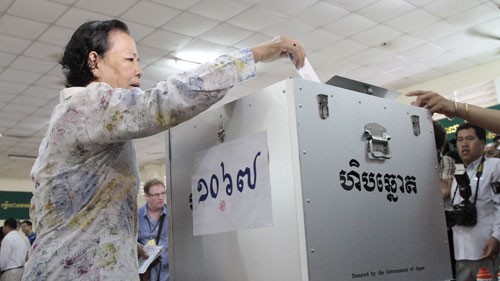 Народная партия Камбоджи опровергла обвинение в фальсификации итогов выборов