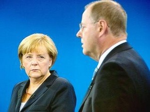 Дебаты между канцлером ФРГ Ангелой Меркель и ее соперником