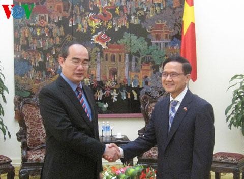 Вице-премьер СРВ принял высокопоставленного советника таиландской партии «Тай рак Тай»