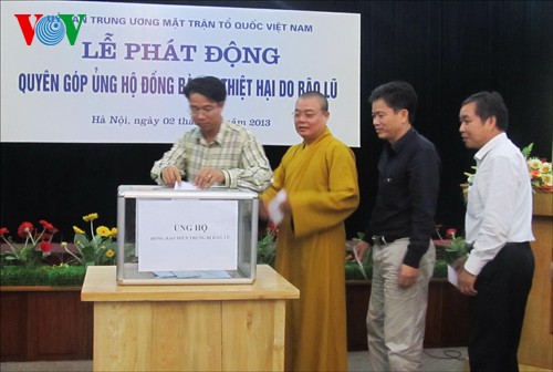 Сбор пожертвований в помощь жителям Центрального Вьетнама, пострадавшим от тайфуна «Вутип»