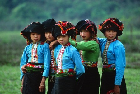 Одежда женщин народности Тхай