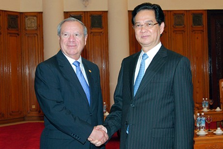 Во Вьетнаме находится с официальным визитом глава МИД Коста-Рики