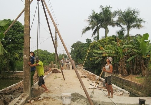 Община Донгтхо успешно привлекает средства населения для строительства новой деревни