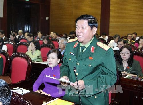 Вьетнамские депутаты рассматривают исправленный Закон о браке и семье
