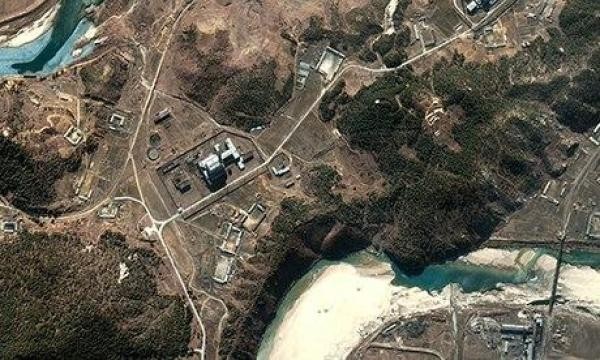 МАГАТЭ подозревает КНДР в возобновлении работы ядерного реактора