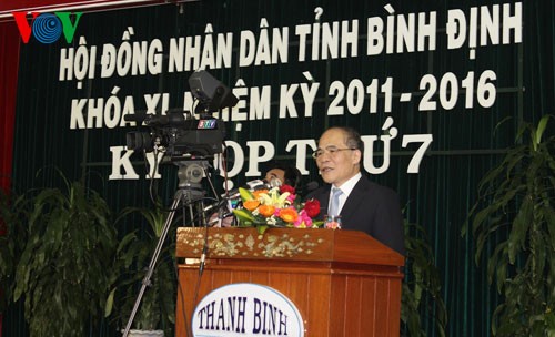 Провинция Биньдинь должна показать населению порядок выполнения Конституции страны