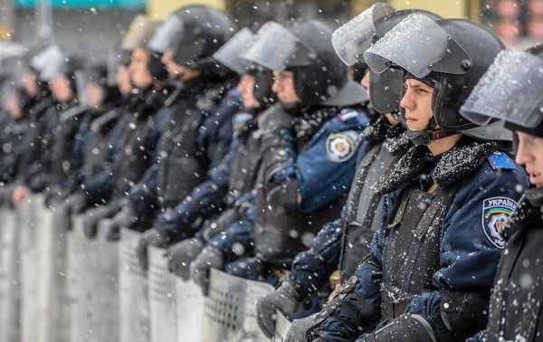 Украина опровергла обвинения ее в применении силы против демонстрантов
