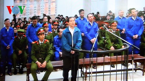 Предложен смертный приговор в отношении Зыонг Чи Зунга и Май Ван Фука