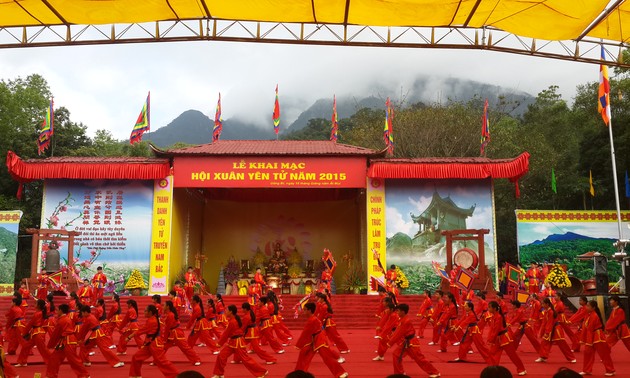 Во Вьетнаме открылся Весенний праздник Йенты 2015 года