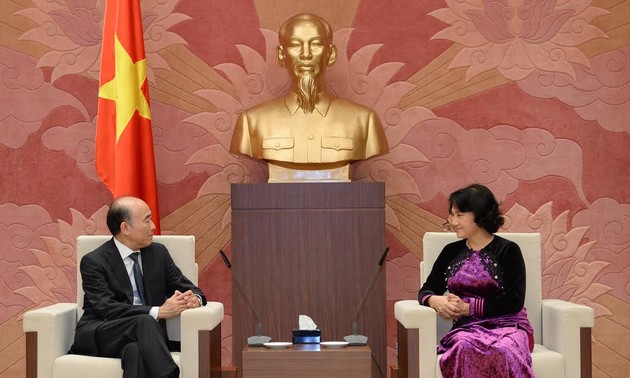 Нгуен Тхи Ким Нган приняла заместителя директора-распорядителя МВФ