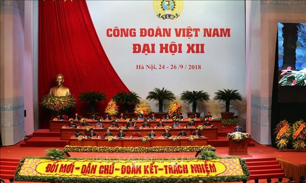 В Ханое открылся 12-й съезд вьетнамских профсоюзов