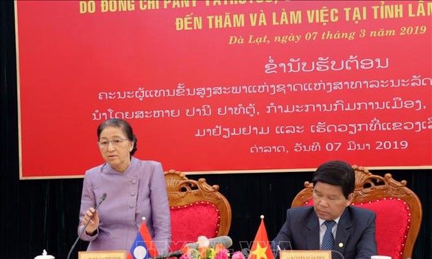 Делегация лаосского парламента совершила поездку в провинцию Ламдонг