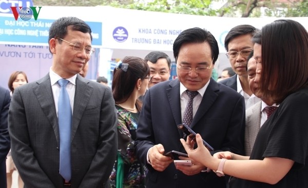 Вьетнам развивает человеческие ресурсы в области информационных технологий и коммуникаций