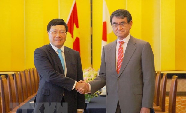 Вьетнам и Япония договорились укрепить экономические связи