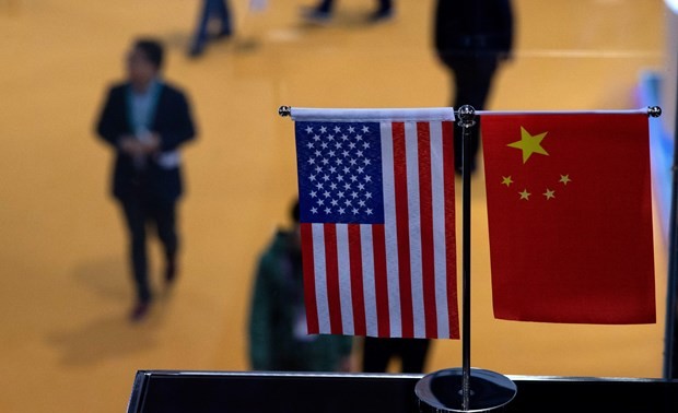 Дональд Трамп пригрозил ввести повышенные пошлины на китайские товары, Пекин выразил готовность “бороться до конца“
