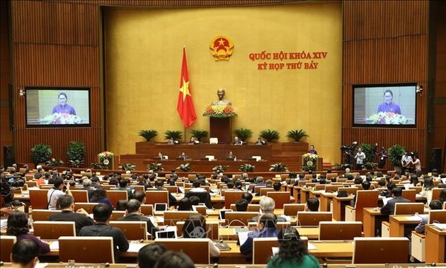 Коммюнике об открытии 8-й сессии Национального собрания Вьетнама 14-го созыва