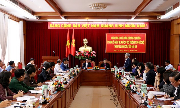 Вице-спикер вьетнамского парламента Тонг Тхи Фонг провела рабочую встречу с руководством провинции Даклак