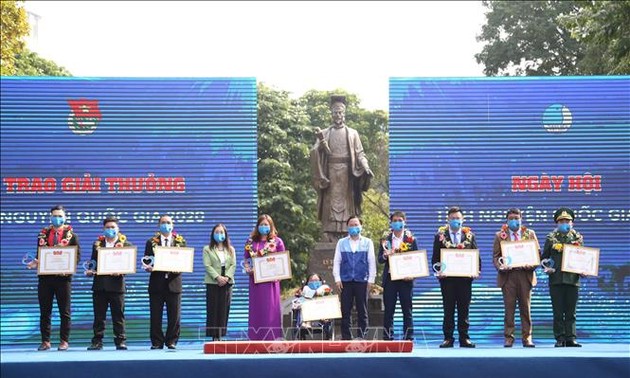 Во Вьетнаме отмечается Международный день волонтера 2020