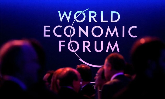 Всемирный экономический форум в Давосе перенесли из-за COVID-19
