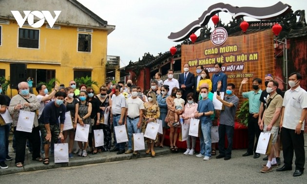 Вьетнамский туризм преодолевает трудности, гибко адаптируется, чтобы приспособиться к новой ситуации