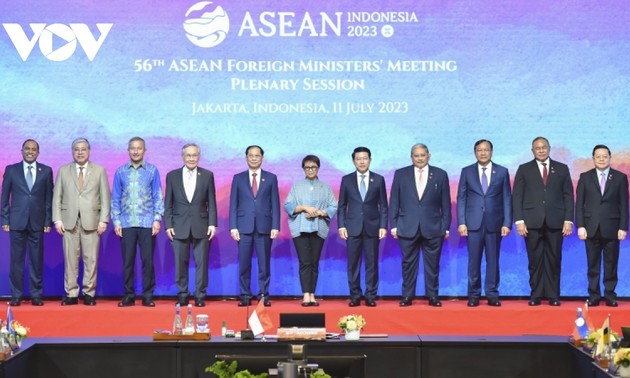 АСЕАН призывает превратить Восточное море в район мира и сотрудничества